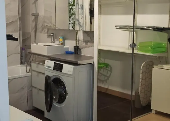 Agreable Μονπελιέ